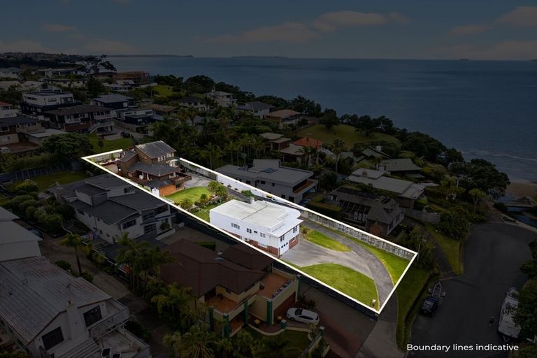 Photo of property in 1/50 Masterton Road, Rothesay Bay, Auckland, 0630