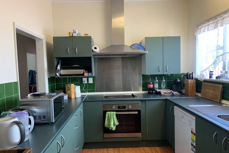 Photo of property in 37 Kemp Street, Kilbirnie, Wellington, 6022