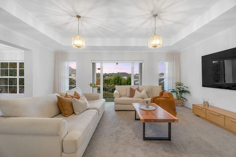 Photo of property in 3 Covina Place, Somerville, Auckland, 2014