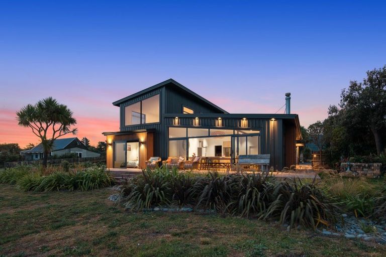 Photo of property in 112 Rarangi Beach Road, Rarangi, Blenheim, 7273