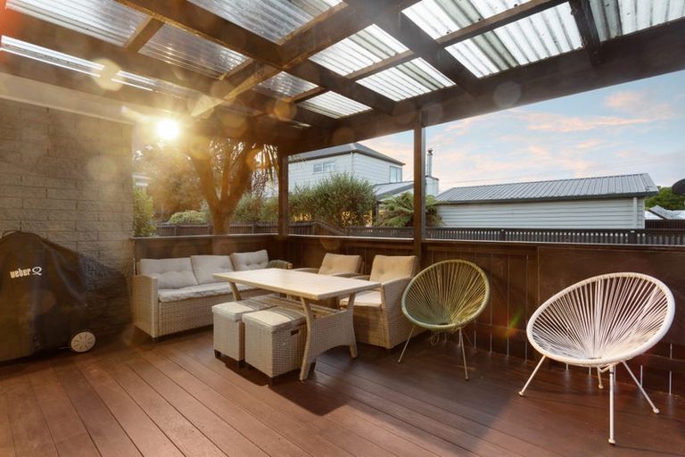 Photo of property in 7 Lake Terrace Road, Burwood, Christchurch, 8061