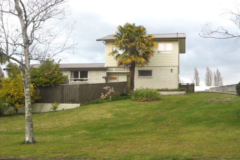 Photo of property in 18 Marina Terrace, Kinloch, Taupo, 3377