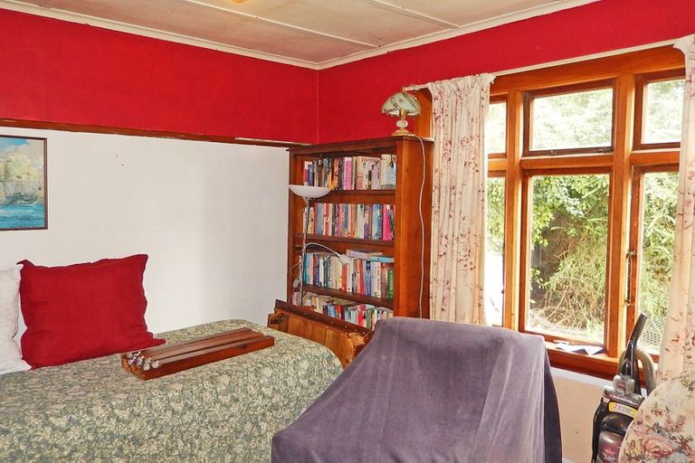 Photo of property in 64 Perth Street, South Hill, Oamaru, 9400