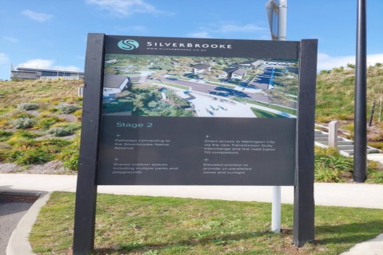 Photo of property in 12 Bee Lane, Whitby, Porirua, 5024