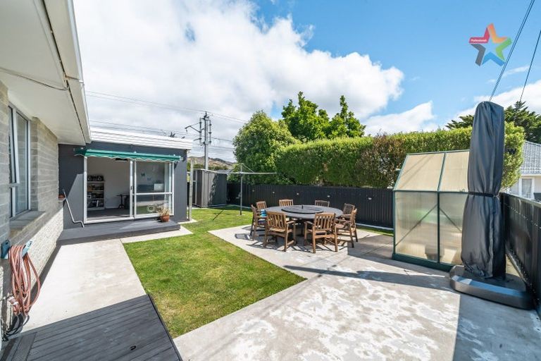 Photo of property in 12a Raukawa Grove, Trentham, Upper Hutt, 5018