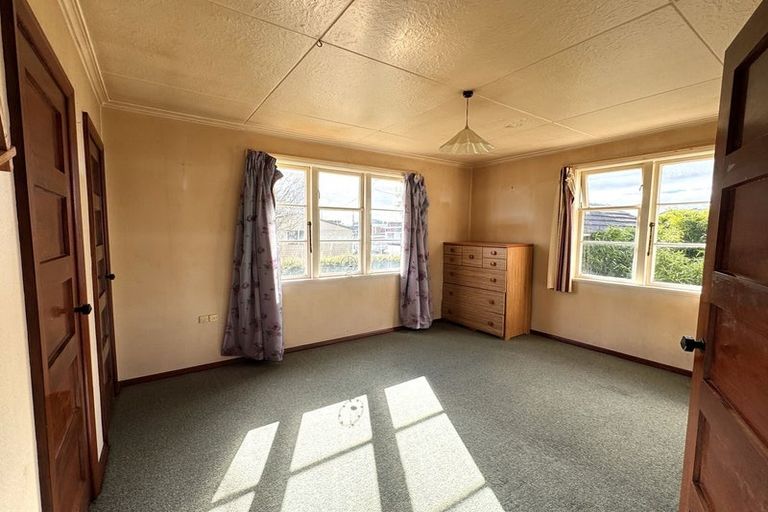 Photo of property in 94 Clyde Street, Balclutha, 9230