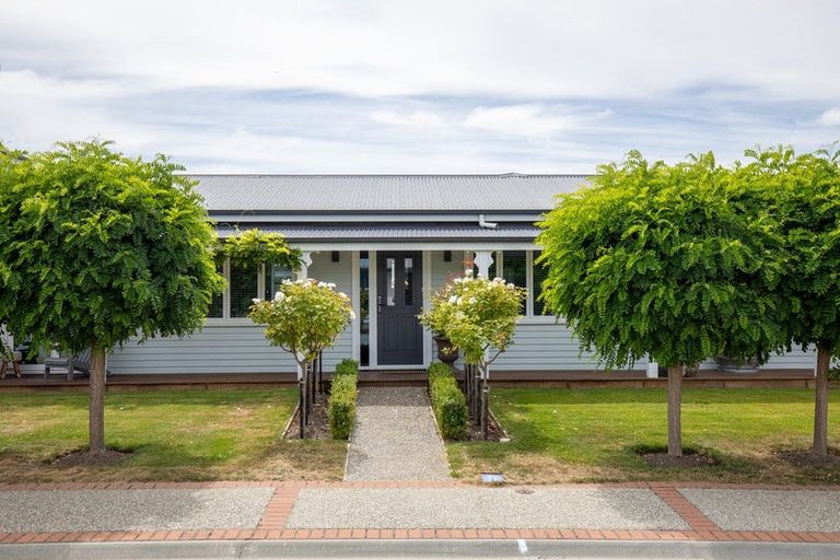 Photo of property in 1 Walker Place, Alexandra, 9320