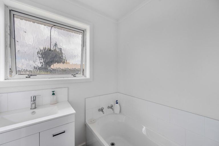 Photo of property in 66 Columbus Crescent, Flaxmere, Hastings, 4120