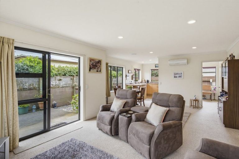 Photo of property in 2a Hannan Street, Levin, 5510