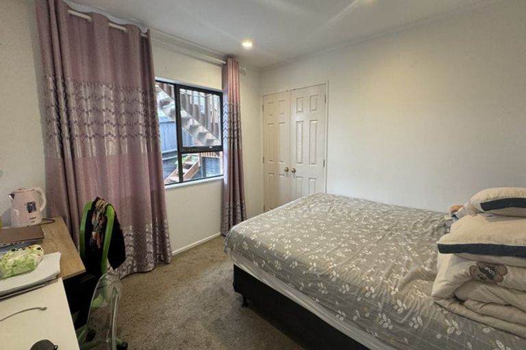 Photo of property in 14b Lesa Annis Place, Henderson, Auckland, 0612