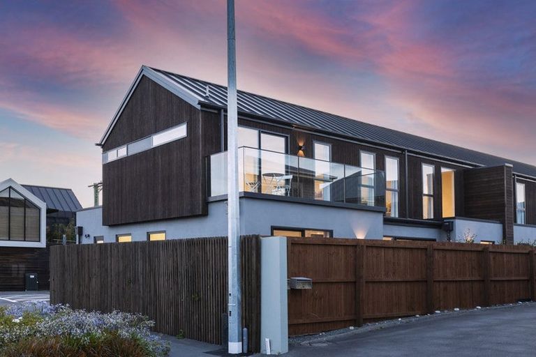 Photo of property in 87 Clare Road, St Albans, Christchurch, 8014