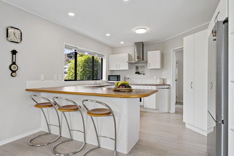 Photo of property in 87 Glenvar Road, Torbay, Auckland, 0630