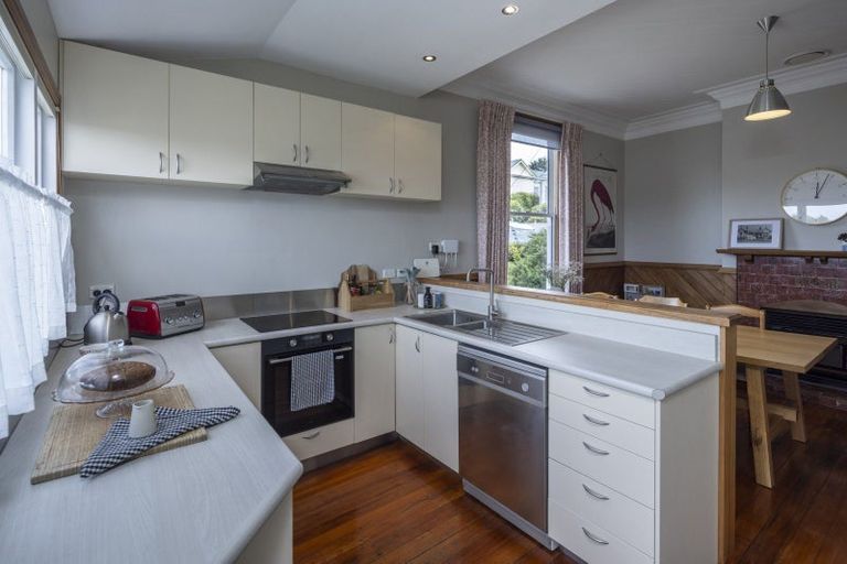 Photo of property in 18 Kilgour Street, Roslyn, Dunedin, 9010