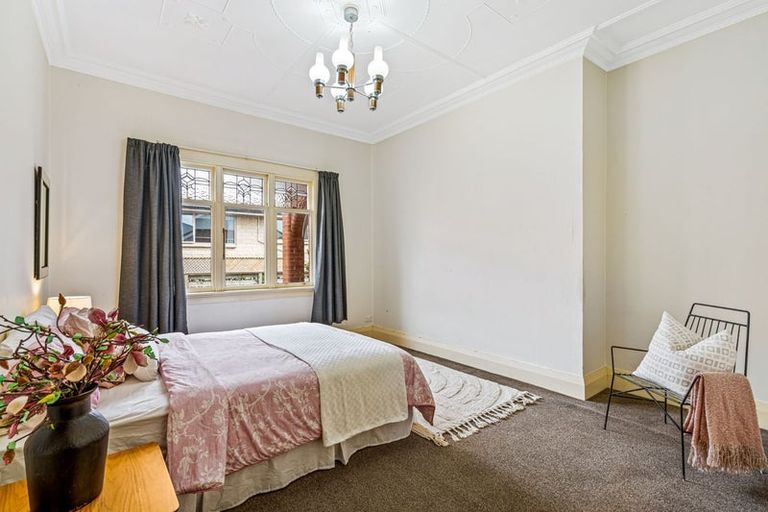 Photo of property in 237a Bay View Road, Saint Clair, Dunedin, 9012