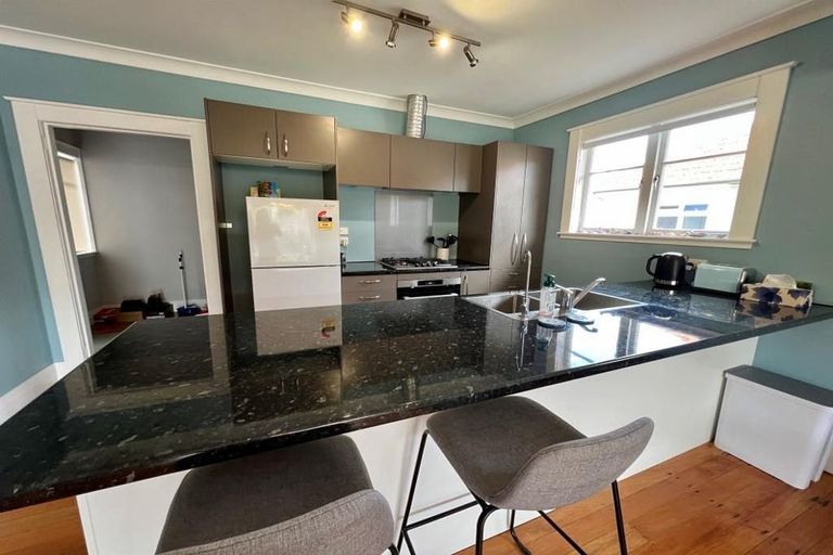 Photo of property in 7 Second Avenue, Avenues, Whangarei, 0110