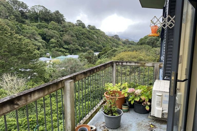 Photo of property in 7 Curtis Street, Karori, Wellington, 6012