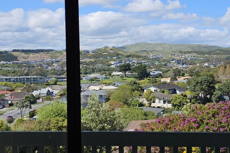 Photo of property in 54 Discovery Drive, Whitby, Porirua, 5024