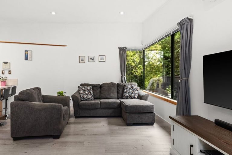 Photo of property in 3b Laing Cove, Havelock North, 4130