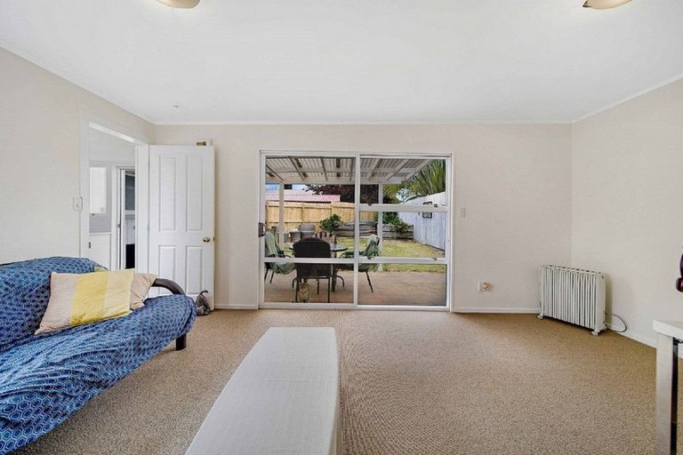 Photo of property in 3/18 Nelson Street, Papakura, 2110