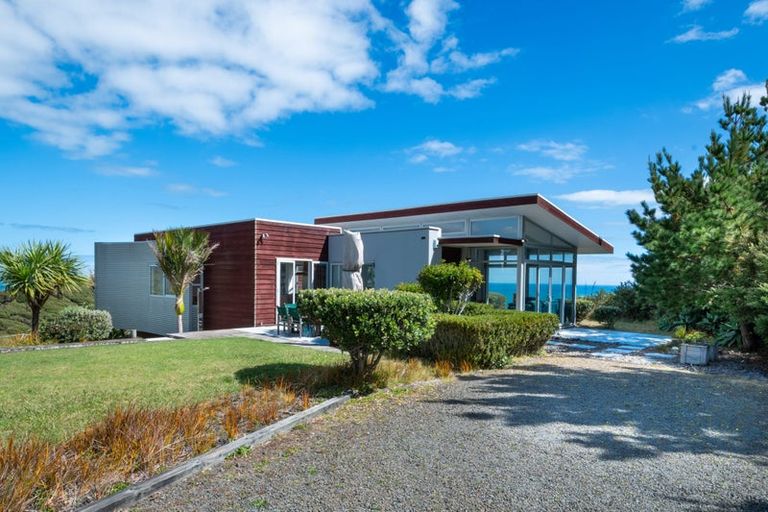Photo of property in 449 Oaia Road, Muriwai, Waimauku, 0881