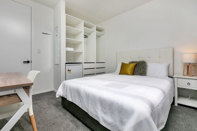 Photo of property in 17g Albert Street, Palmerston North, 4414