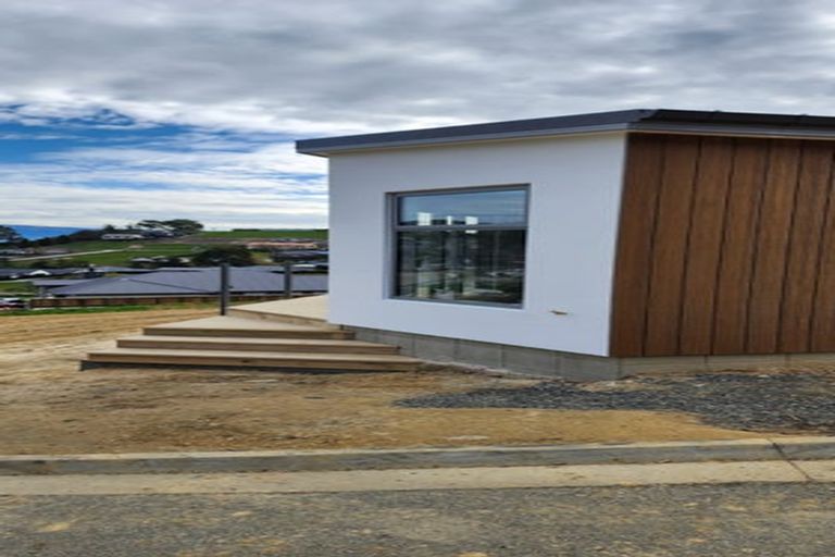 Photo of property in 5 Carnea Heights, Mosgiel, 9024