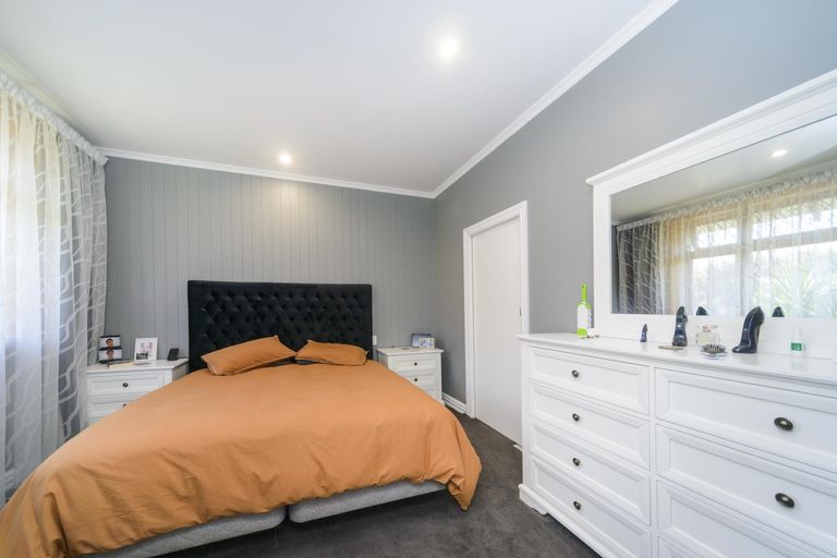 Photo of property in 93 Shamrock Street, Takaro, Palmerston North, 4412