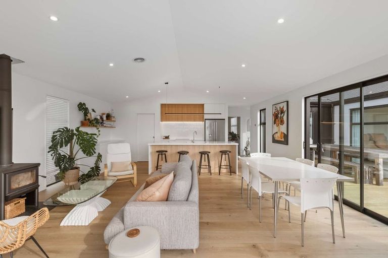 Photo of property in 62 Katania Heights, Brightwater, 7022