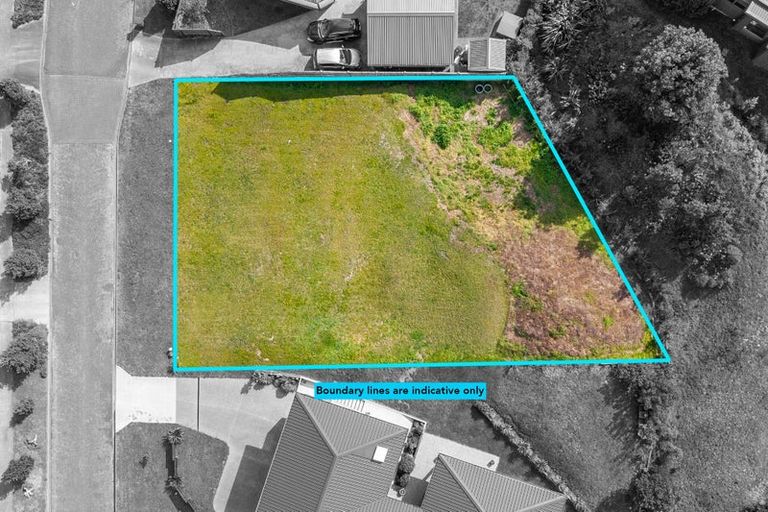 Photo of property in 25 Pharazyn Avenue, Waikanae Beach, Waikanae, 5036