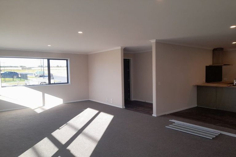 Photo of property in 127 Harakeke Drive, Wharewaka, Taupo, 3330