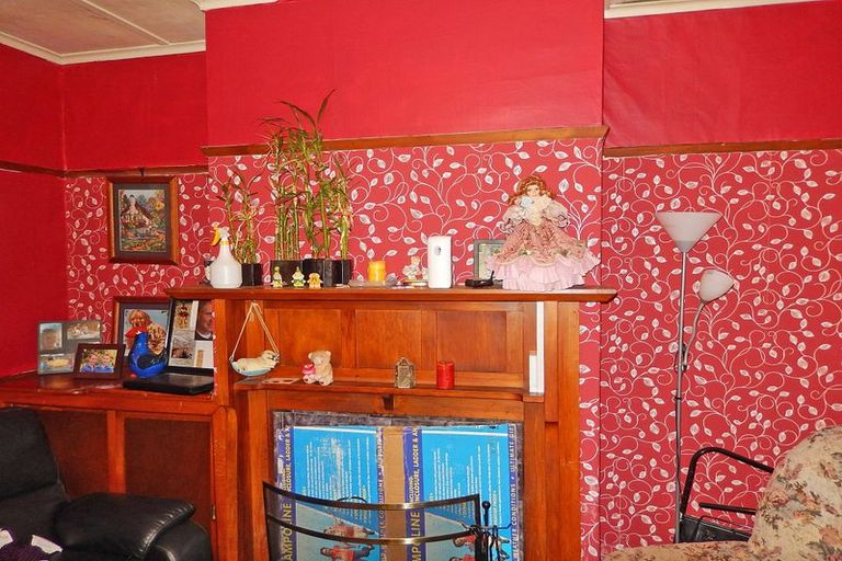 Photo of property in 64 Perth Street, South Hill, Oamaru, 9400