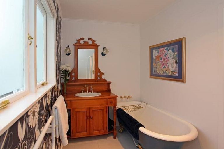 Photo of property in 196 Pukekohe East Road, Pukekohe East, Pukekohe, 2677