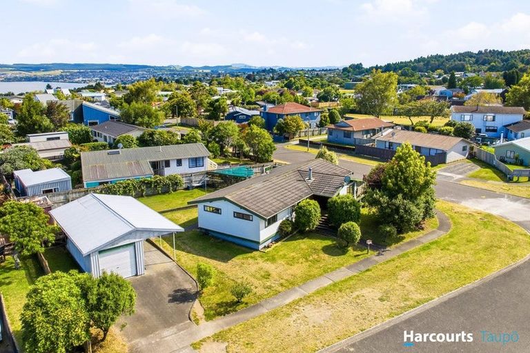 Photo of property in 6 Newberry Place, Richmond Heights, Taupo, 3330