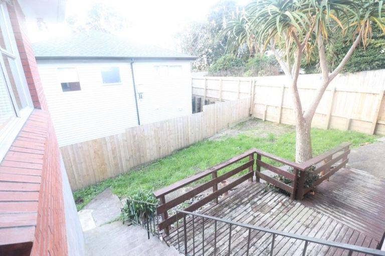Photo of property in 239 Beach Haven Road, Birkdale, Auckland, 0626