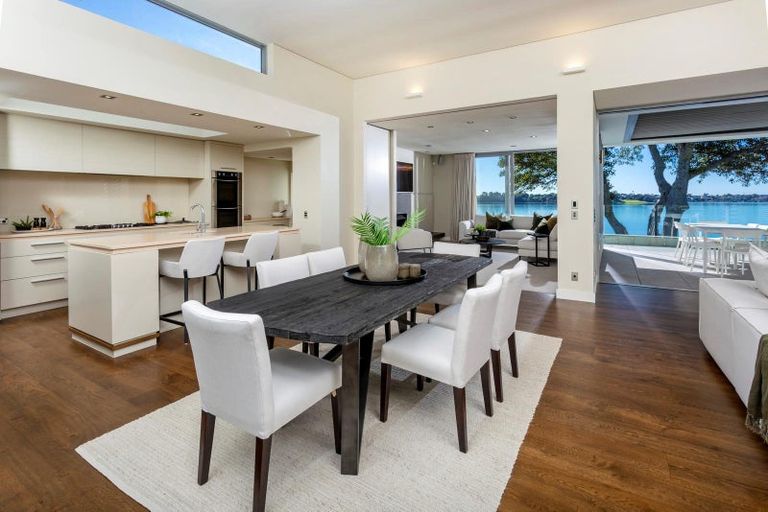 Photo of property in 15 Lake View Road, Takapuna, Auckland, 0622