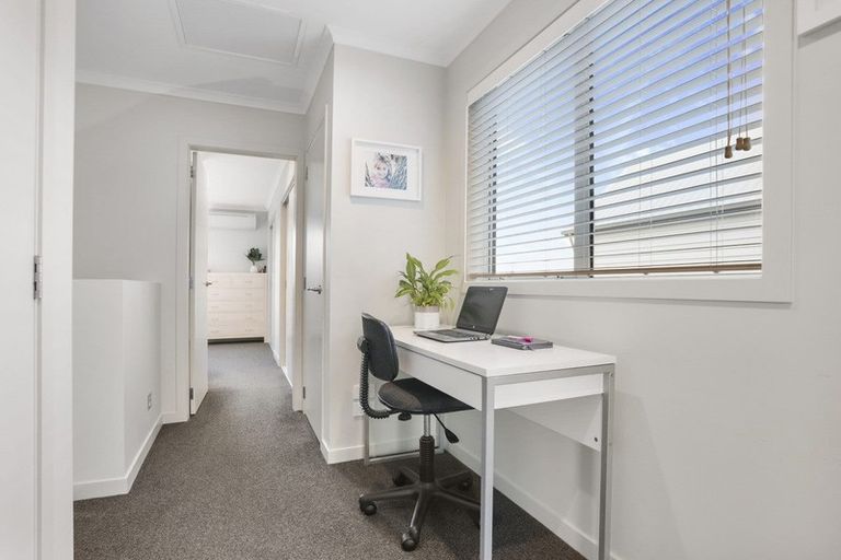 Photo of property in 28 Kanuka Road, Hobsonville, Auckland, 0616