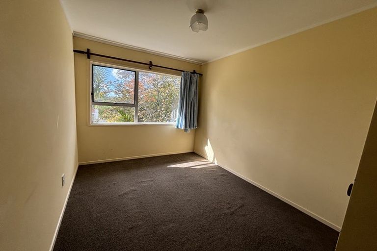 Photo of property in 9 Hiwihau Place, Glenfield, Auckland, 0629