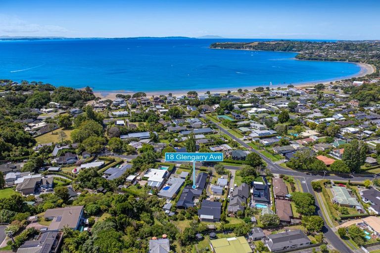 Photo of property in 18 Glengarry Avenue, Manly, Whangaparaoa, 0930