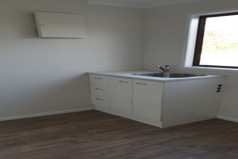 Photo of property in 52 Cullimore Street, Pukete, Hamilton, 3200