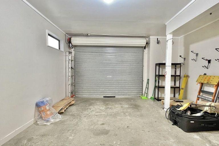 Photo of property in 1/2 Lavaud Street, Berhampore, Wellington, 6023