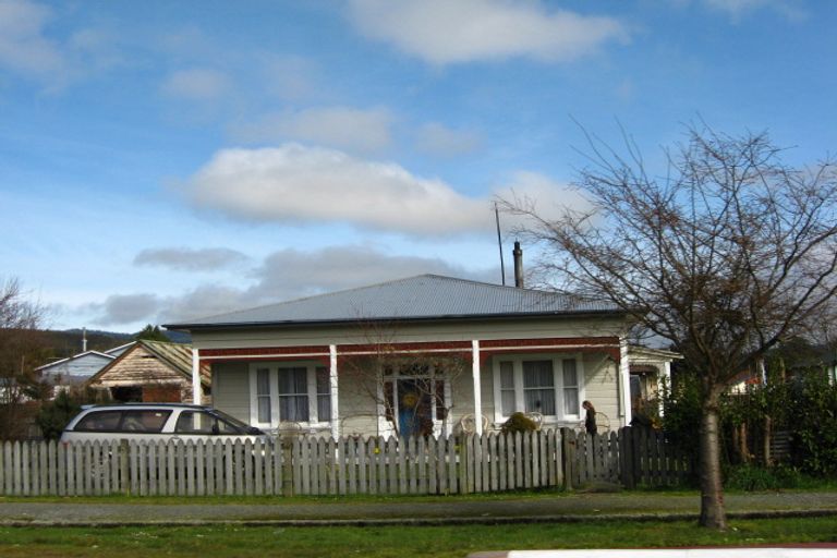 Photo of property in 132-134 Buller Road, Reefton, 7830