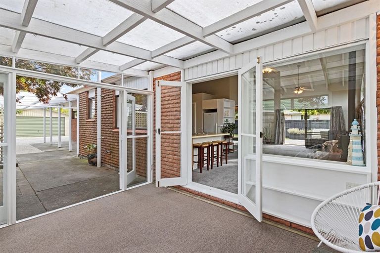 Photo of property in 21 Rushmore Drive, Belfast, Christchurch, 8051