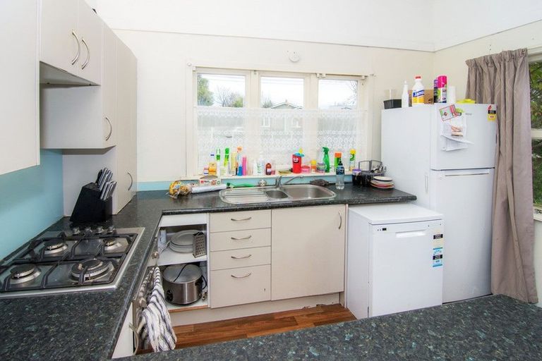 Photo of property in 30 Cambridge Terrace, Masterton, 5810
