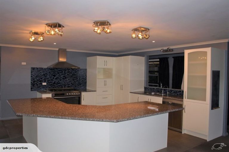 Photo of property in 17 Honiss Place, Cambridge, 3434