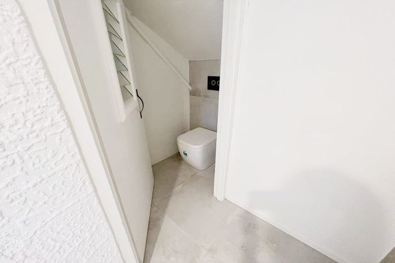 Photo of property in 93a Litten Road, Cockle Bay, Auckland, 2014