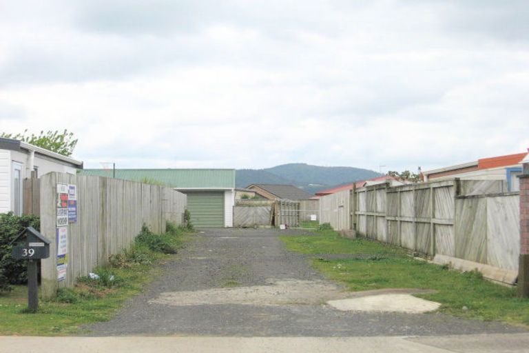 Photo of property in 39 Whitby Avenue, Whitianga, 3510
