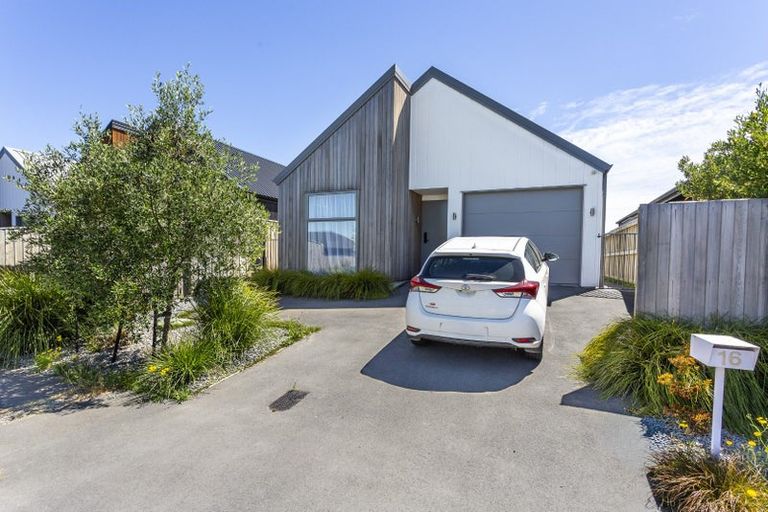 Photo of property in 16 Sheehan Street, Halswell, Christchurch, 8025