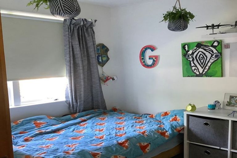 Photo of property in 72 Lohia Street, Khandallah, Wellington, 6035