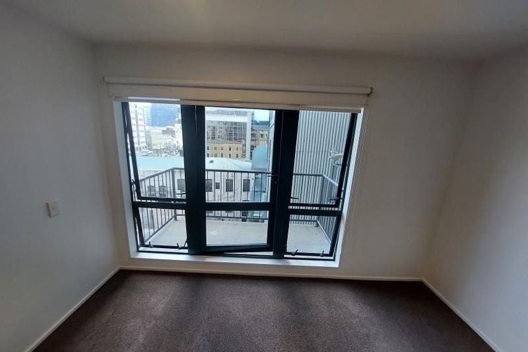 Photo of property in Courtenay Apartments, 507/120 Courtenay Place, Te Aro, Wellington, 6011