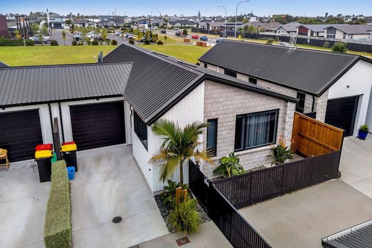 Photo of property in 11 Te Paea Crescent, Papamoa Beach, Papamoa, 3118